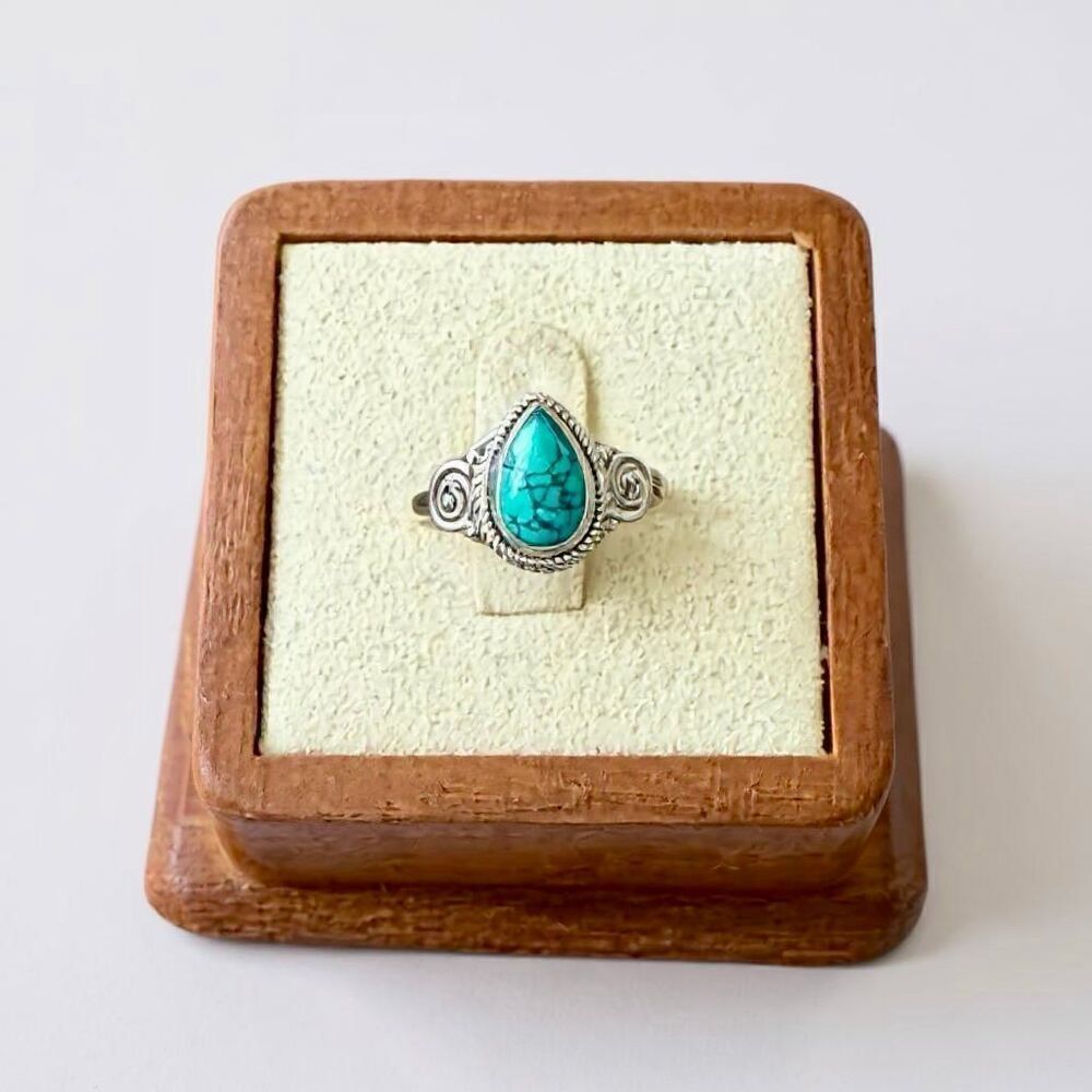 Turquoise Teardrop Gemstone Dainty Ring Sterling Silver Southwestern Sz 6 New